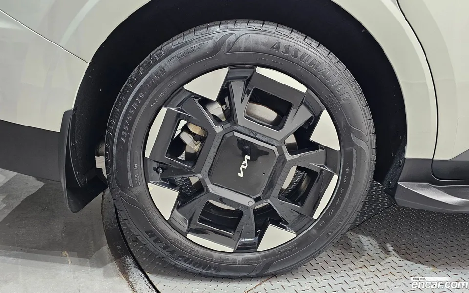 Kia Carnival HEV 7 2025 — thumbnail 2
