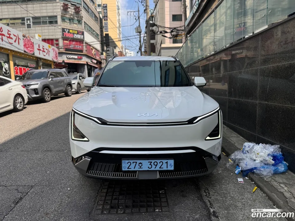 Kia EV5 2WD 2026 — photo 1, buy with delivery to Moscow