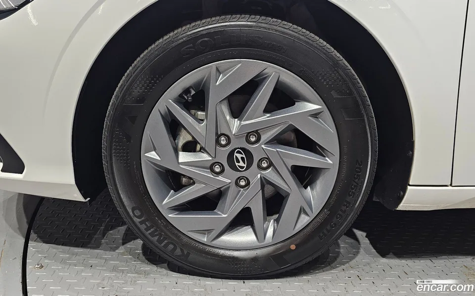 Hyundai Avante CN7 1.6 2024 — thumbnail 2