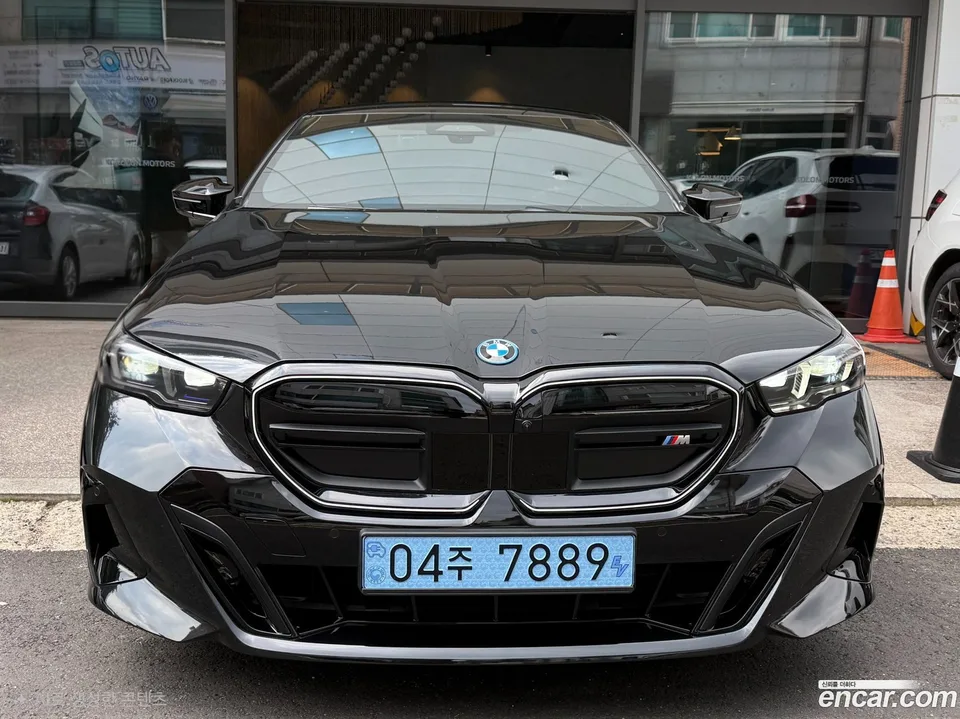 BMW i5 M60 xDrive 2026 — photo 1, buy with delivery to Moscow