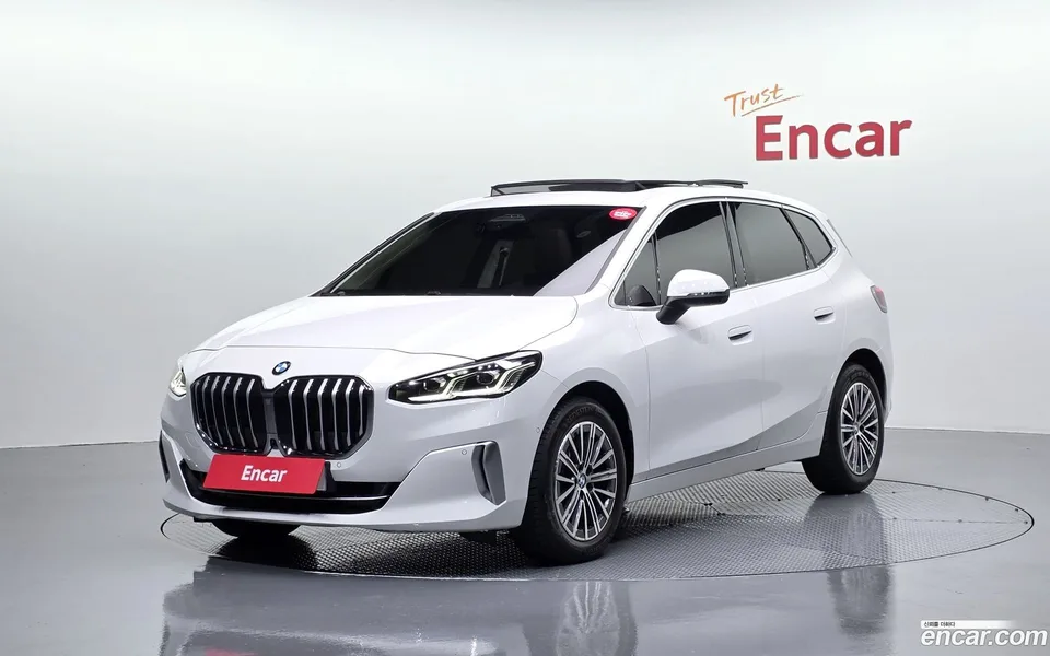 BMW 2 Series Active Tourer 220i 2024 — фото 1, купить с доставкой в Москву