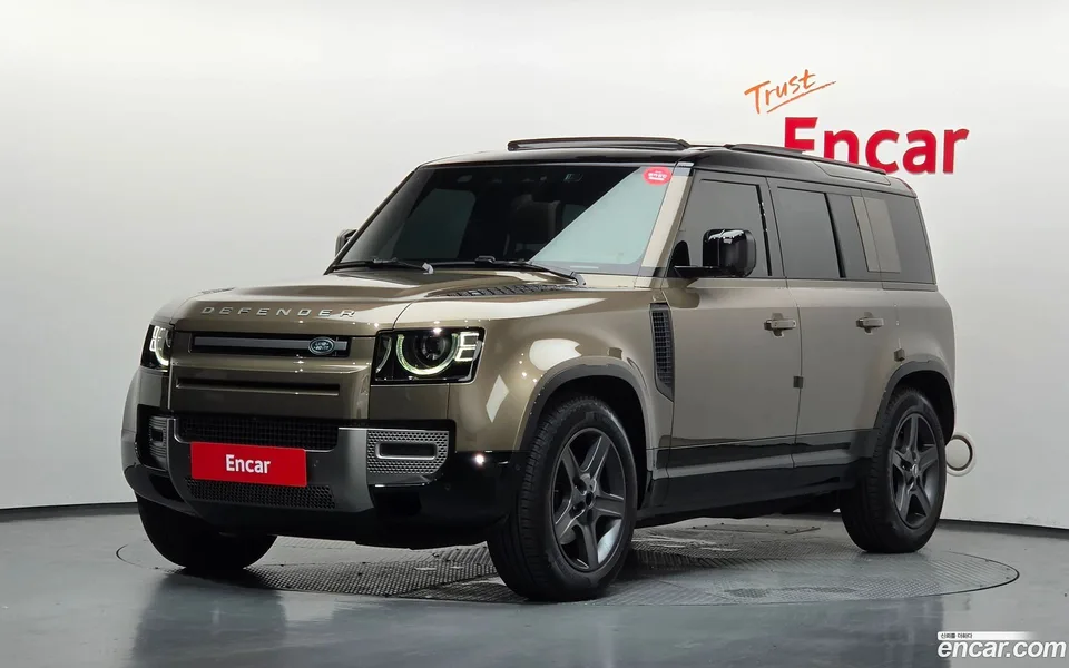 Land Rover Defender 110 P300 X- SE 2025 — photo 1, buy with delivery to Moscow