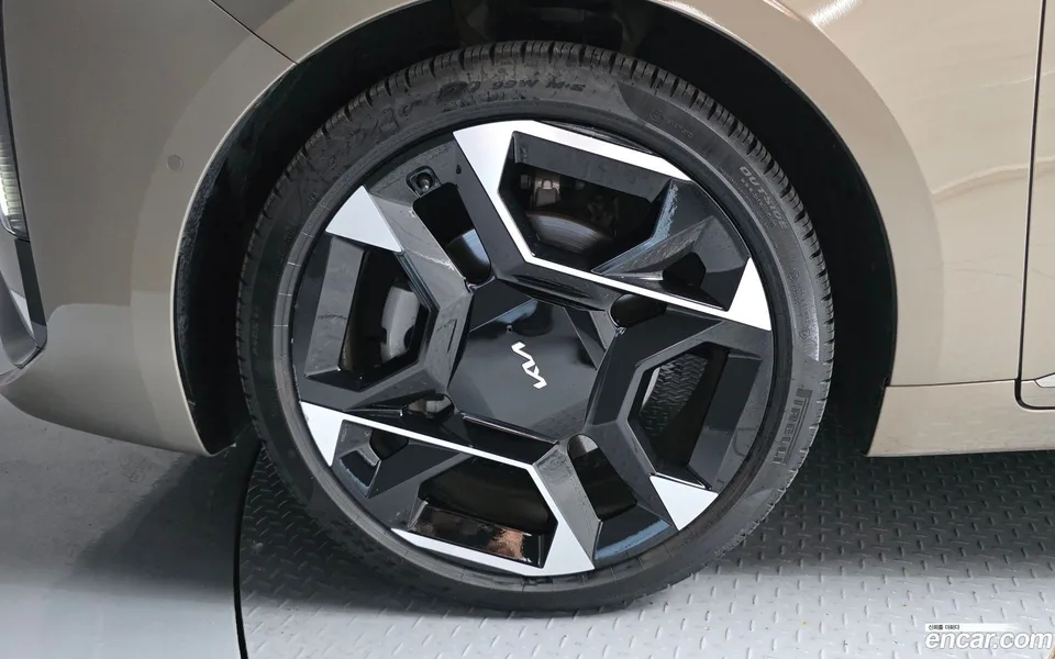 Kia K8 2.5 2WD 2025 — thumbnail 2