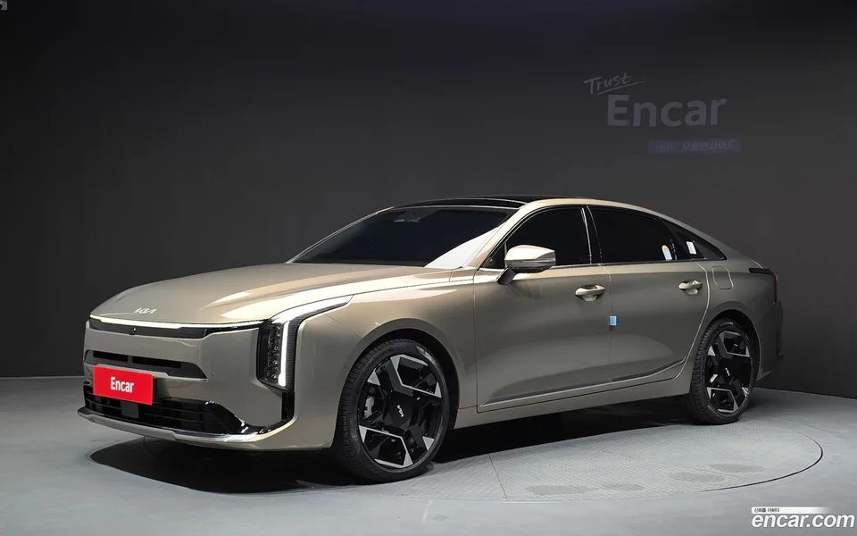 Kia K8 2.5 2WD 2025 — photo 1, buy with delivery to Moscow