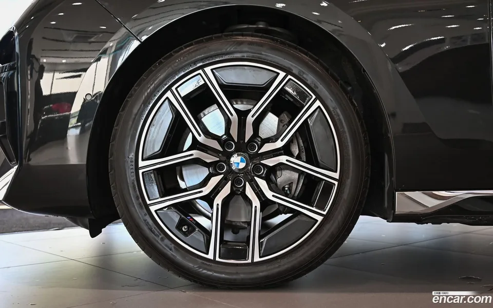 BMW 7 Series 740d xDrive M 2026 — миниатюра 2