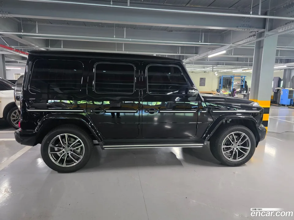 Mercedes-Benz G-Class G450d 2026 — thumbnail 3