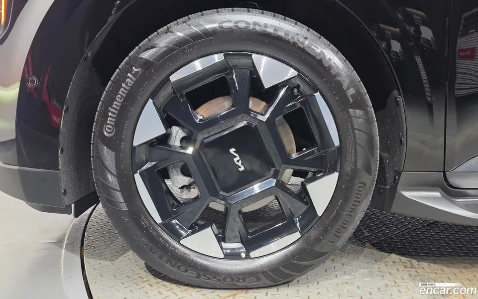 Kia Carnival HEV 9 2024 — thumbnail 2