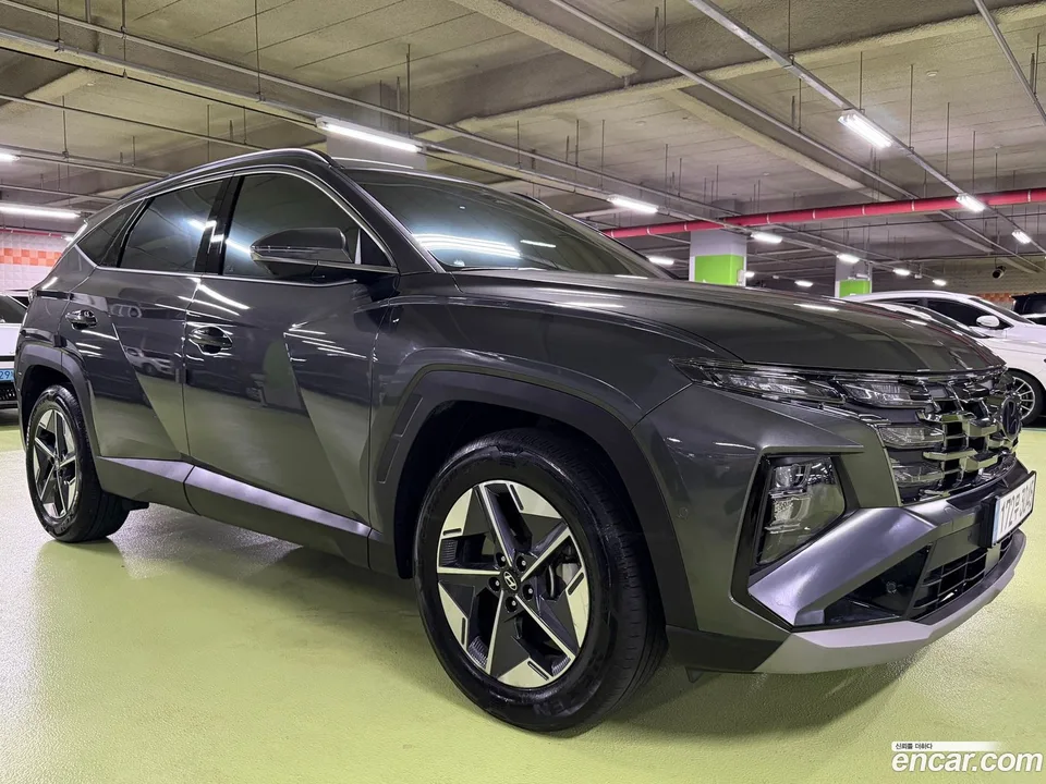 Hyundai Tucson NX4 1.6 2WD 2025 — photo 1, buy with delivery to Moscow