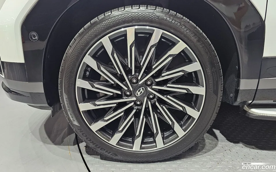 Hyundai SantaFe 2.5T 2WD 2023 — thumbnail 2