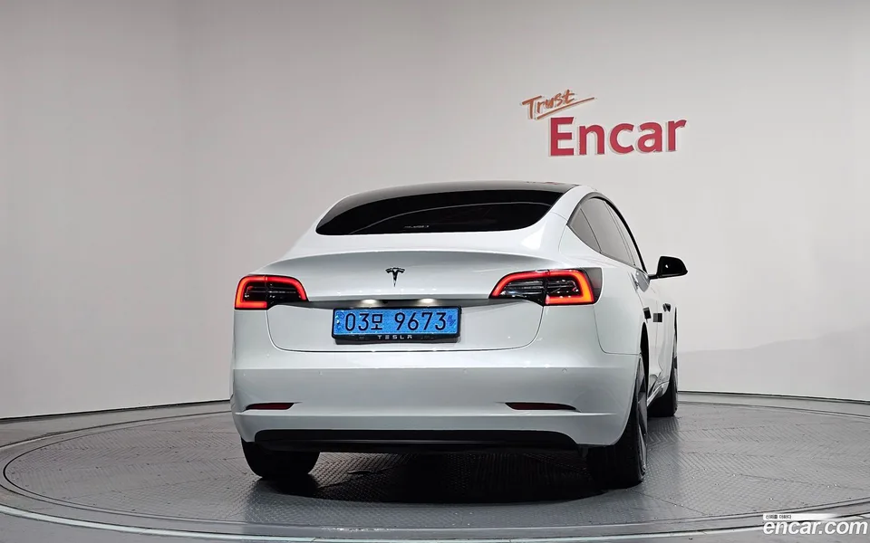 Tesla Model 3 RWD 2022 — thumbnail 4
