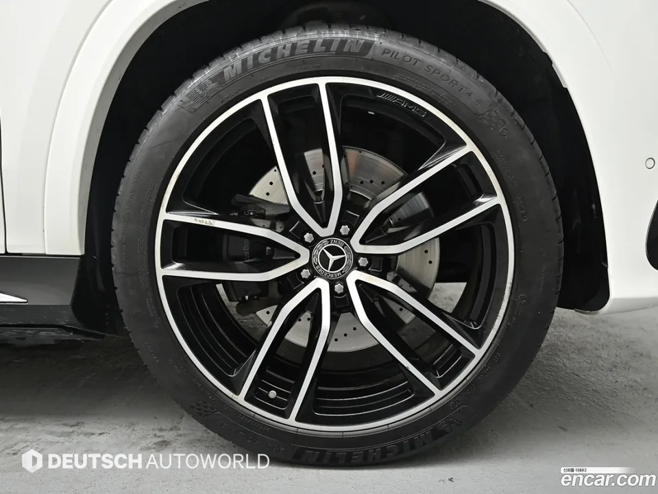 Mercedes-Benz GLS-Class GLS580 4MATIC 2023 — thumbnail 2