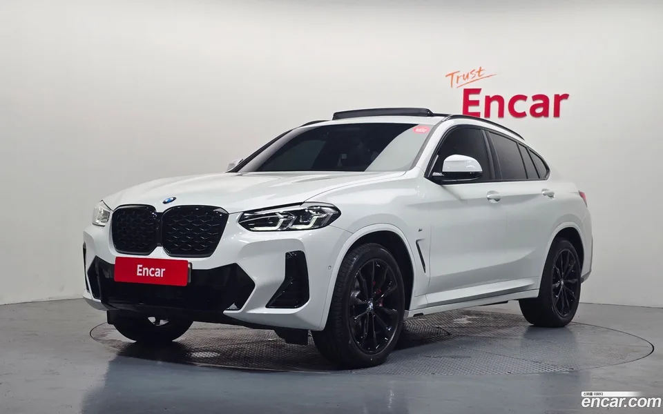 BMW X4 xDrive20i M 2025 — photo 1, buy with delivery to Moscow