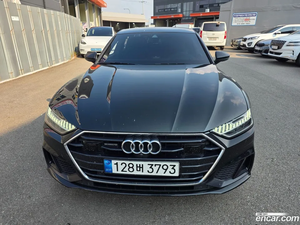 Audi A7 (4K) 45 TDI 2022 — фото 1, купить с доставкой в Москву