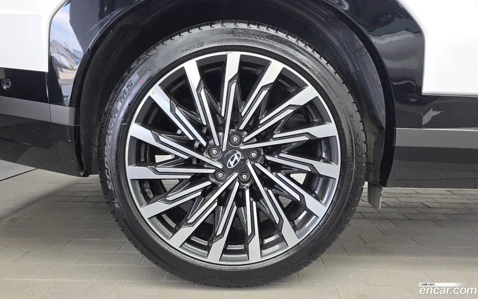 Hyundai SantaFe 2.5T 2WD 2025 — thumbnail 2