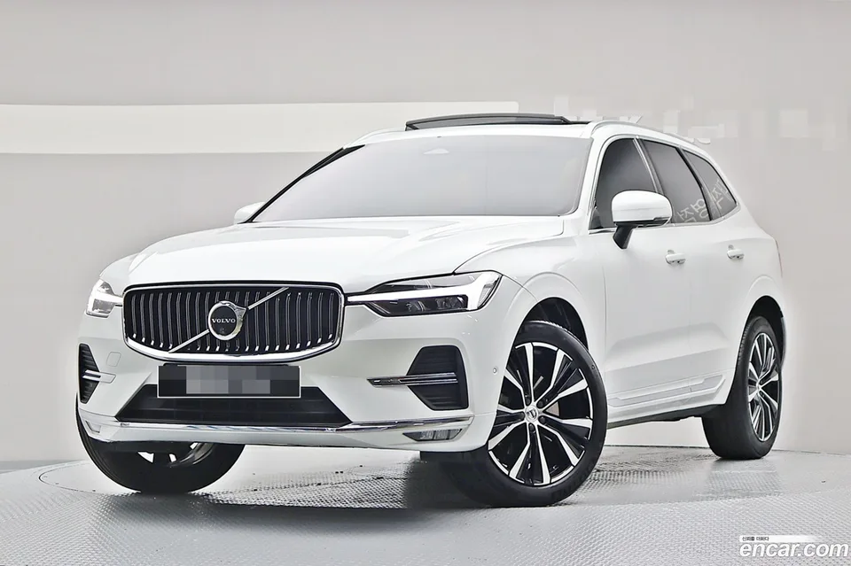 Volvo XC60 B6 2024 — photo 1, buy with delivery to Moscow