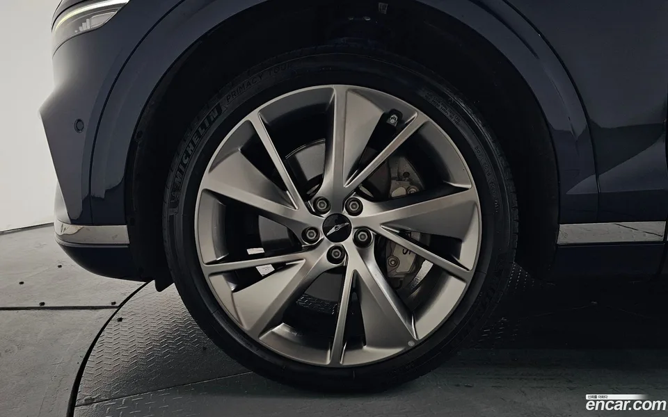 Genesis GV70 2.5T AWD 2024 — thumbnail 2