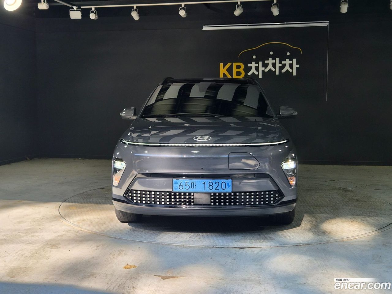 Hyundai Kona Electric 2025 — 4