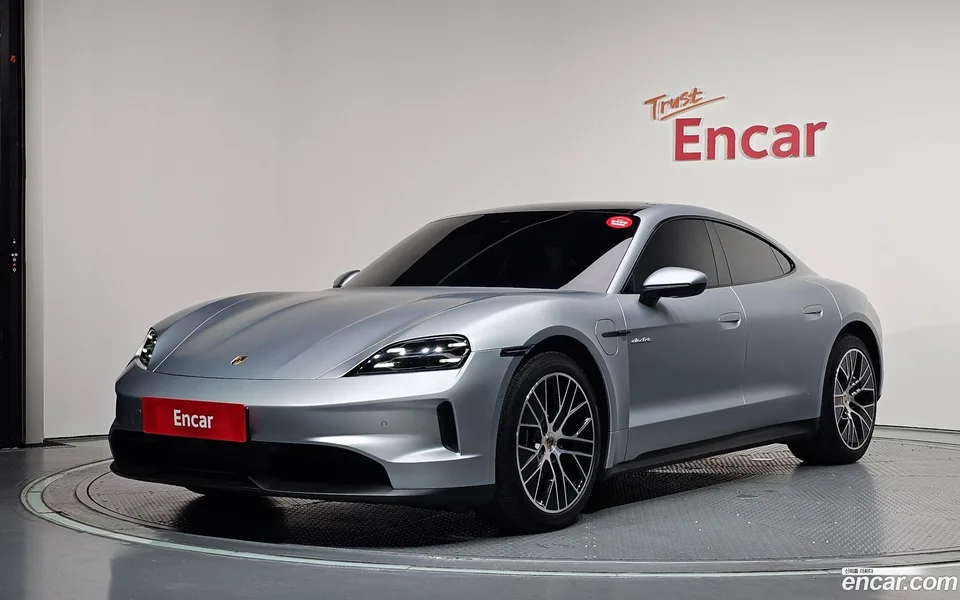 Porsche Taycan 2025 — photo 1, buy with delivery to Moscow