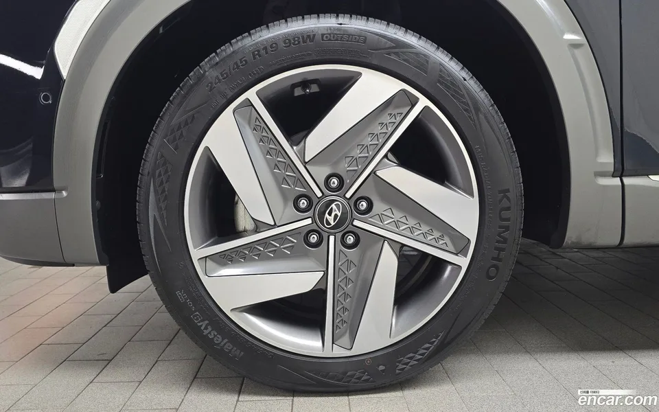 Hyundai Nexo 2023 — thumbnail 2