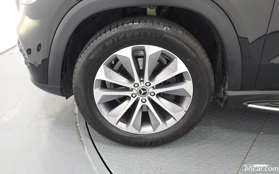 Mercedes-Benz GLE-Class GLE300d 4MATIC 2022 — миниатюра 5
