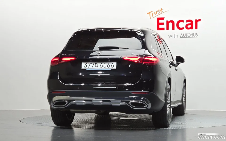 Mercedes-Benz GLC-Class GLC220 d 4MATIC 2023 — thumbnail 4