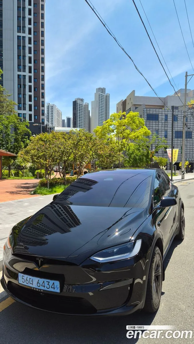 Tesla Model X 2026 — photo 1, buy with delivery to Moscow