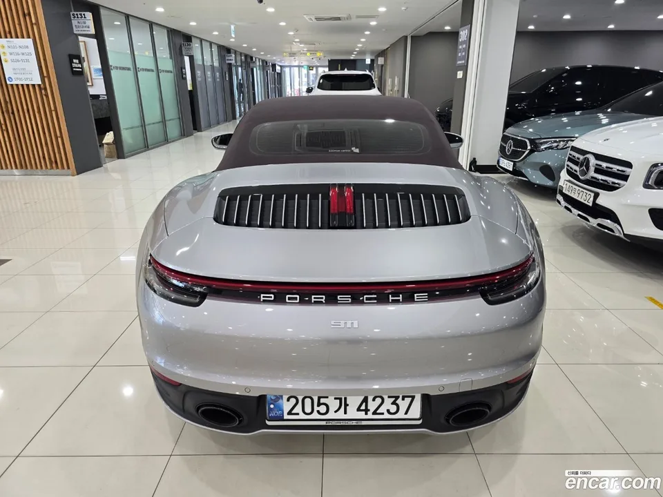 Porsche 911 (992) 4 2024 — thumbnail 4