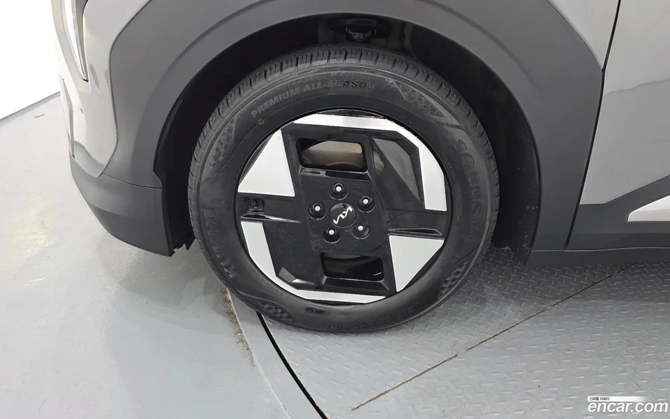 Kia EV3 2WD 2024 — thumbnail 2