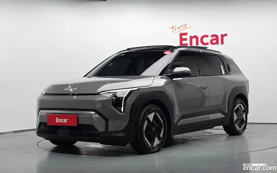 Kia EV3 2WD 2024 — photo 1, buy with delivery to Moscow