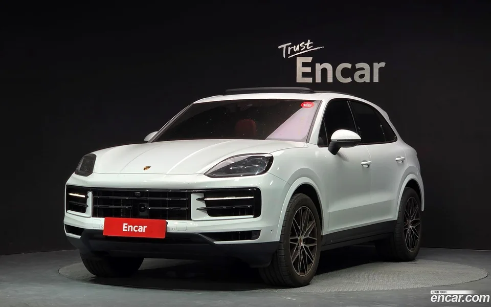 Porsche Cayenne 3.0 2025 — фото 1, купить с доставкой в Москву