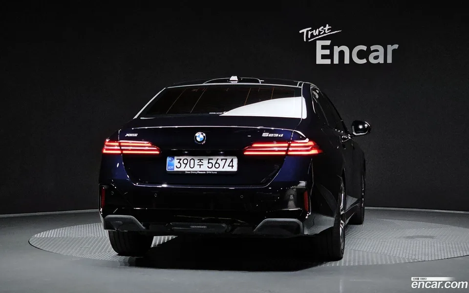 BMW 5 Series 523d xDrive M 2026 — thumbnail 4