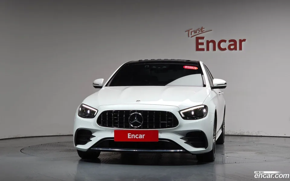 Mercedes-Benz E-Class E250 AMG Line 2023 — thumbnail 3