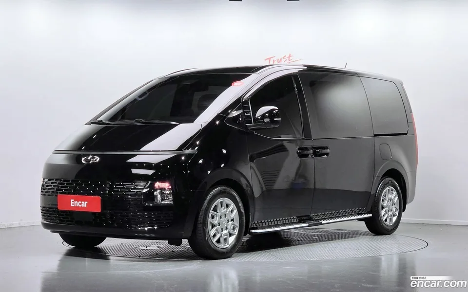Hyundai Staria 2023