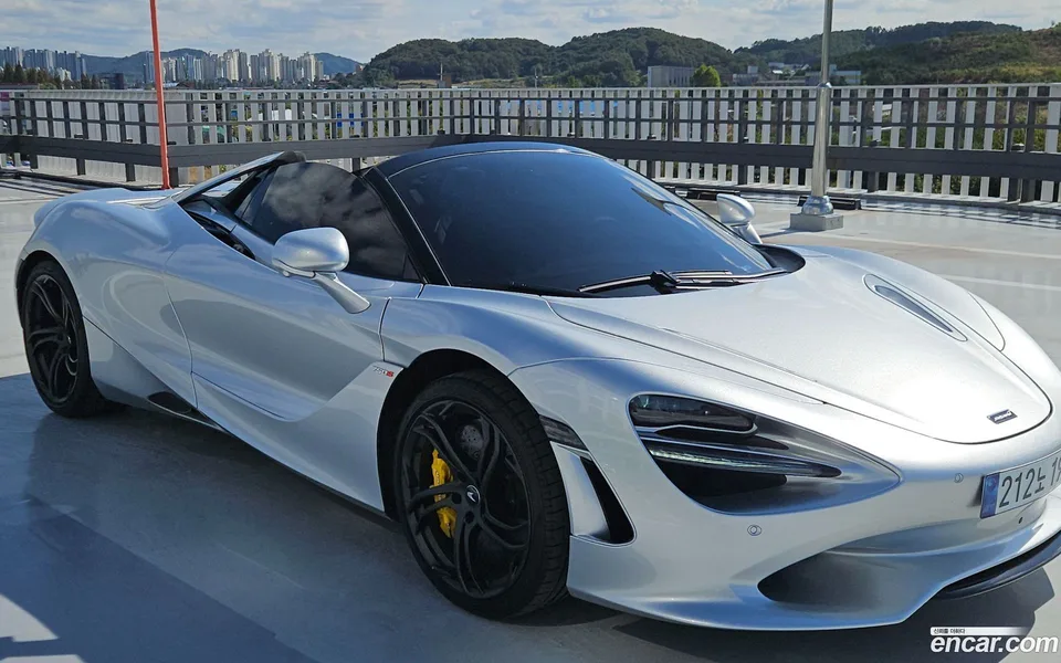 McLaren 750S 4.0 2024 — photo 1, buy with delivery to Moscow