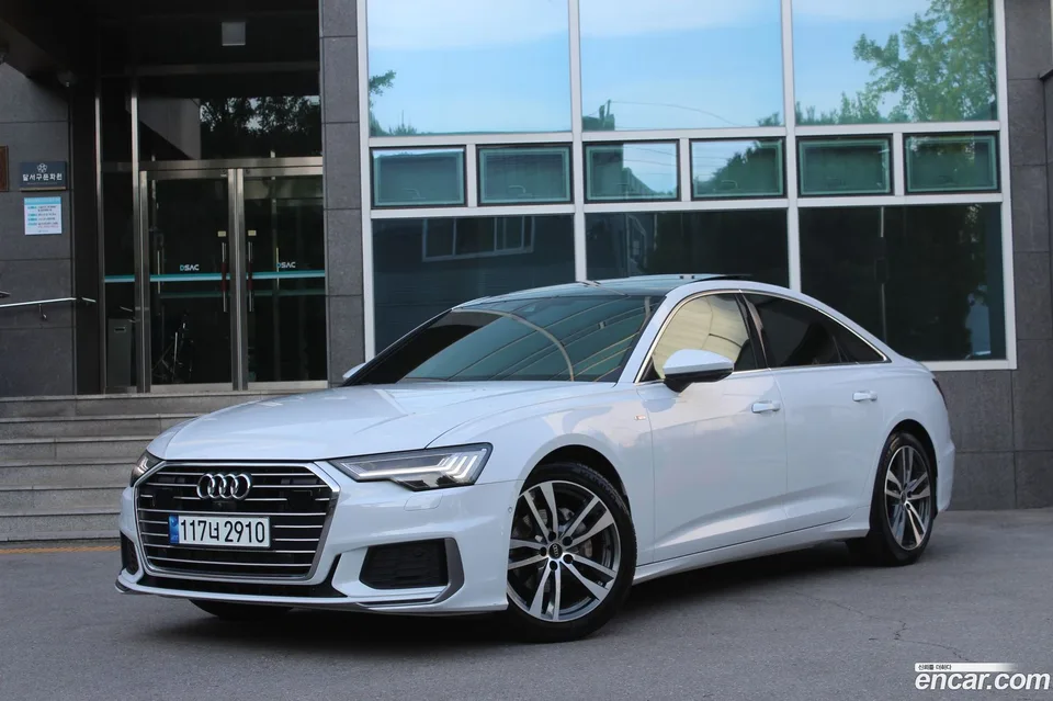 Audi A6 40 TDI 2023 — photo 1, buy with delivery to Moscow