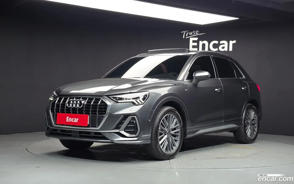Audi Q3 35 TDI 2022 — photo 1, buy with delivery to Moscow