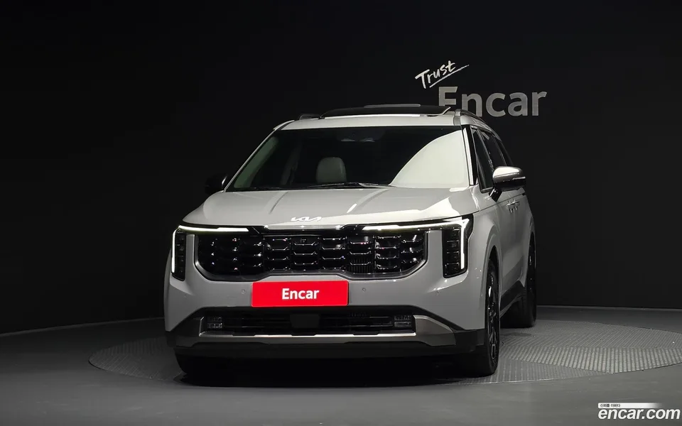 Kia Carnival HEV 9 2024 — thumbnail 3