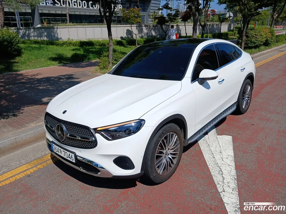 Mercedes-Benz GLC-Class GLC300 4MATIC 2024 — thumbnail 3