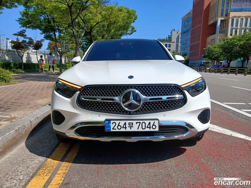 Mercedes-Benz GLC-Class GLC300 4MATIC 2024 — photo 1, buy with delivery to Moscow