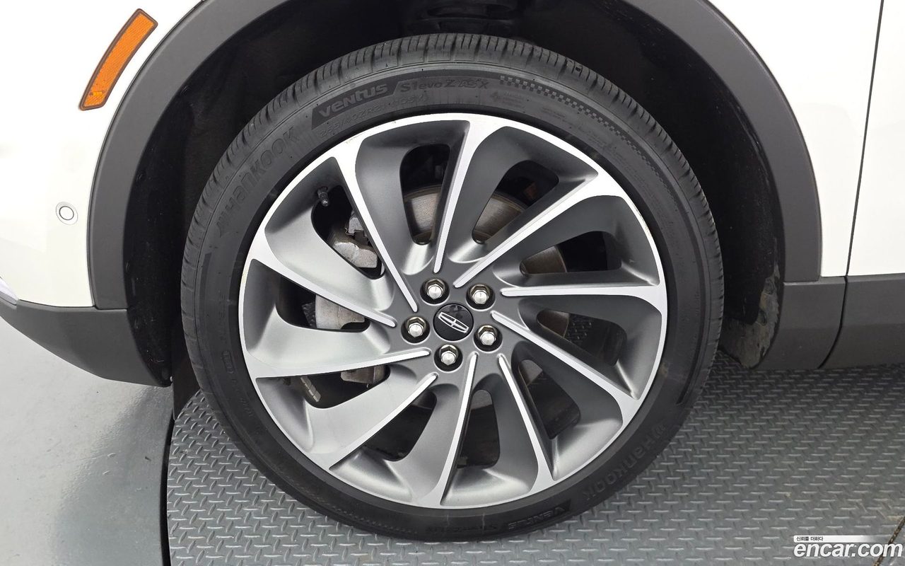 Lincoln 1 2023 — 2