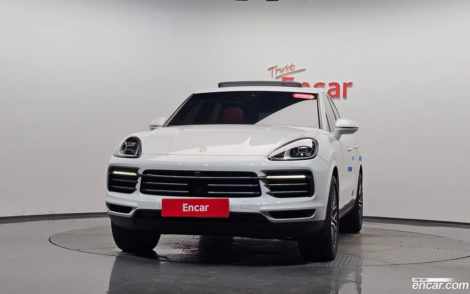 Porsche Cayenne 3.0 2022 — thumbnail 3