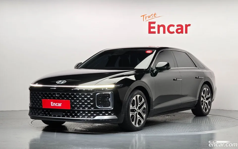 Hyundai Grandeur 2.5 2WD 2022 — photo 1, buy with delivery to Moscow