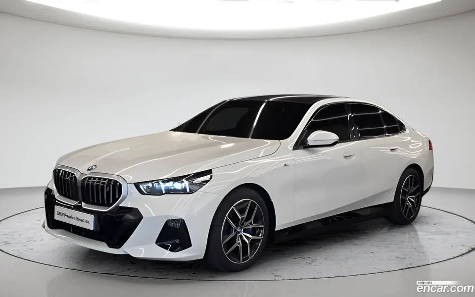 BMW i5 2023