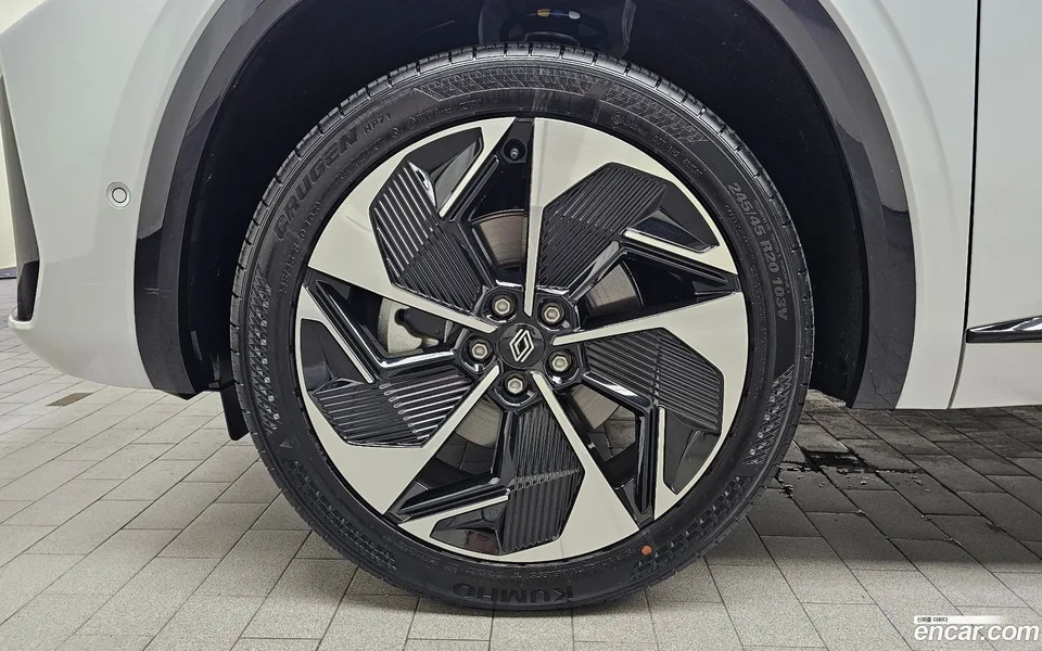 Renault Samsung Grand Koleos 1.5 E-TECH 2WD 2024 — thumbnail 2