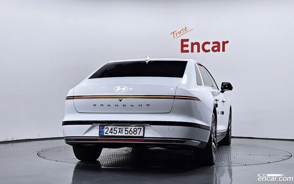 Hyundai Grandeur 2.5 2WD 2023 — thumbnail 4