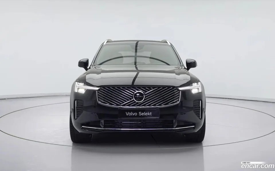 Volvo XC90 B6 2026 — thumbnail 2