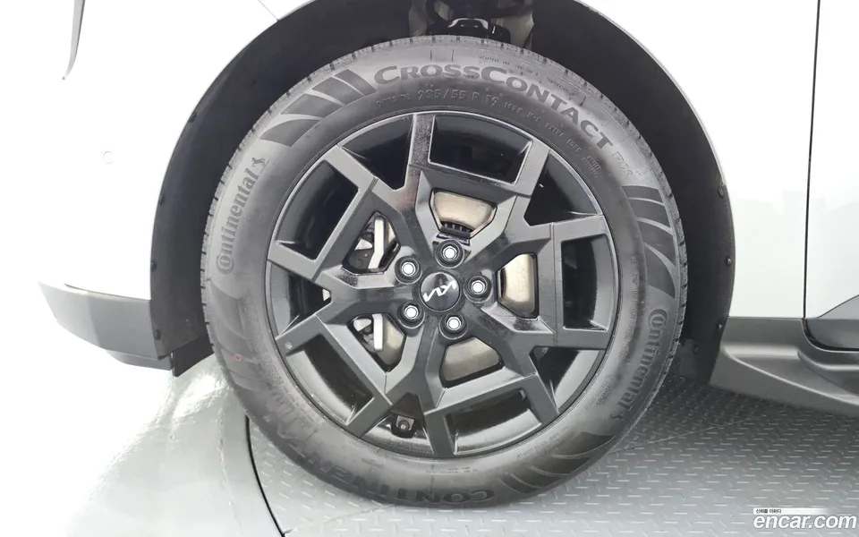 Kia Carnival HEV 9 2024 — thumbnail 2