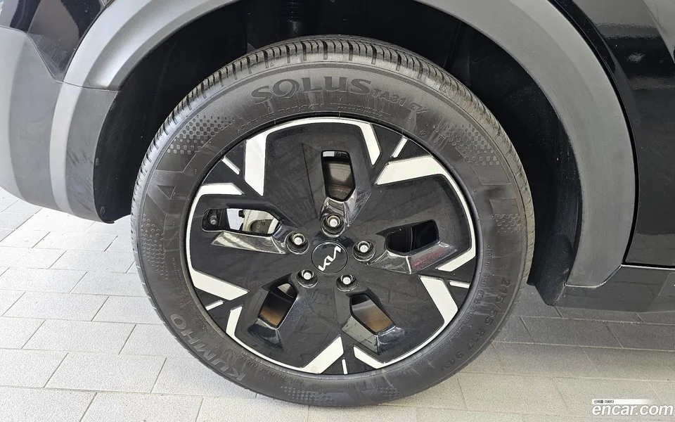 Kia Niro EV 2023 — thumbnail 2