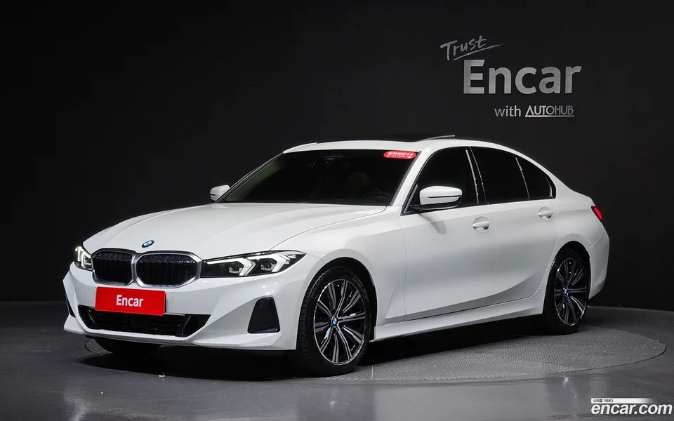 BMW 3 Series 320d 2025 — photo 1, buy with delivery to Moscow