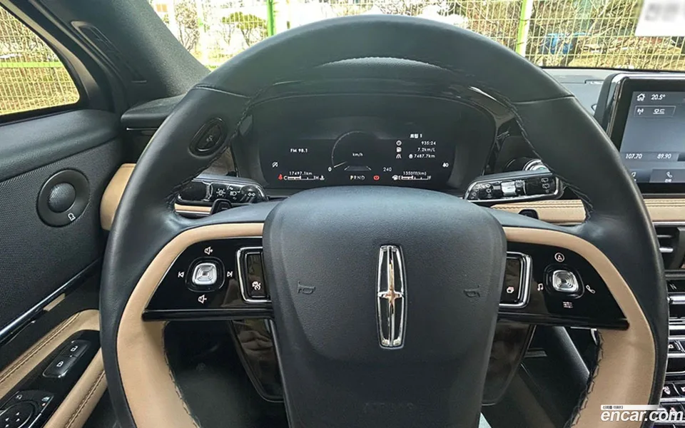 Lincoln Corsair 2.0 AWD 2022 — thumbnail 2